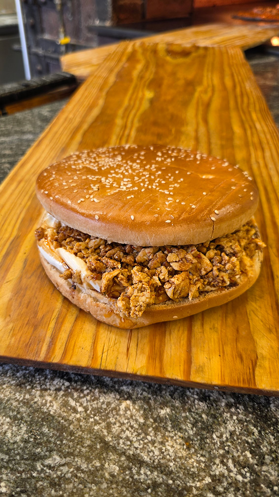 ماريا شاورما / فاهيتا
